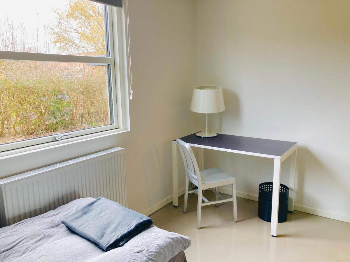 Villa Med Private Vaerelser Delt Badevaerelse/Kokken, Viby Sj. Kültér fotó